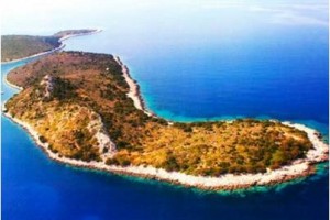 Pulau Nissos Sofia yang konon kabarnya dibelu bintang sepakbola dunia, Ronaldo.